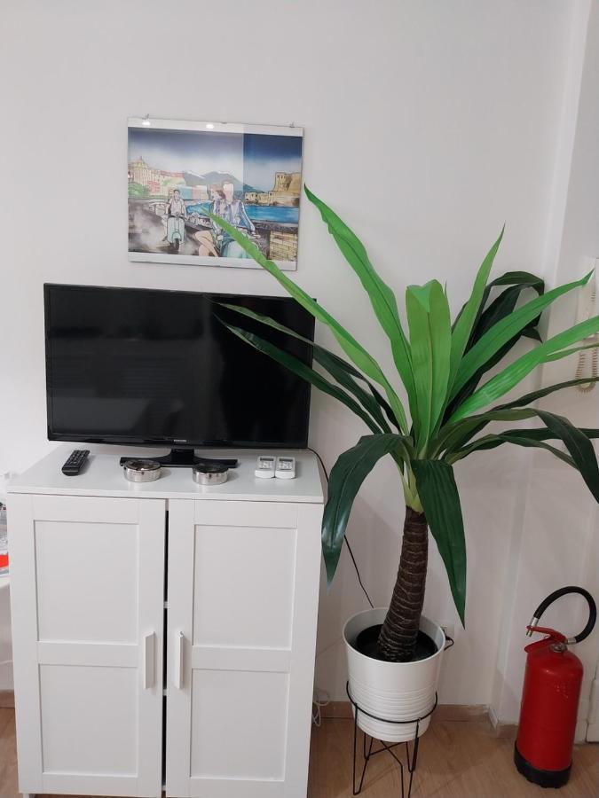 Molo 33 Napoli Apartment Luaran gambar